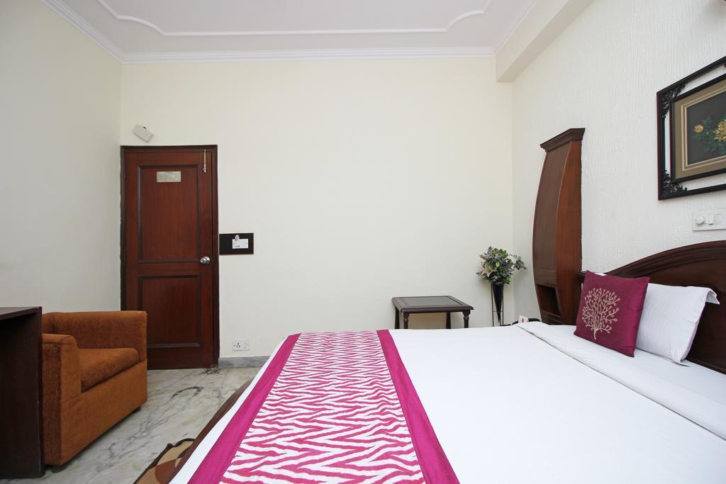 Hotel Garden View Delhi  Bagian luar foto