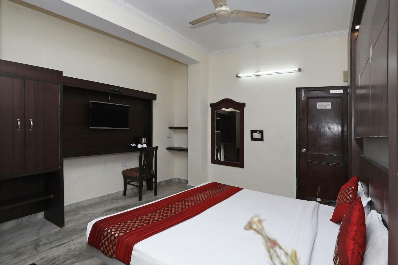 Hotel Garden View Delhi  Bagian luar foto